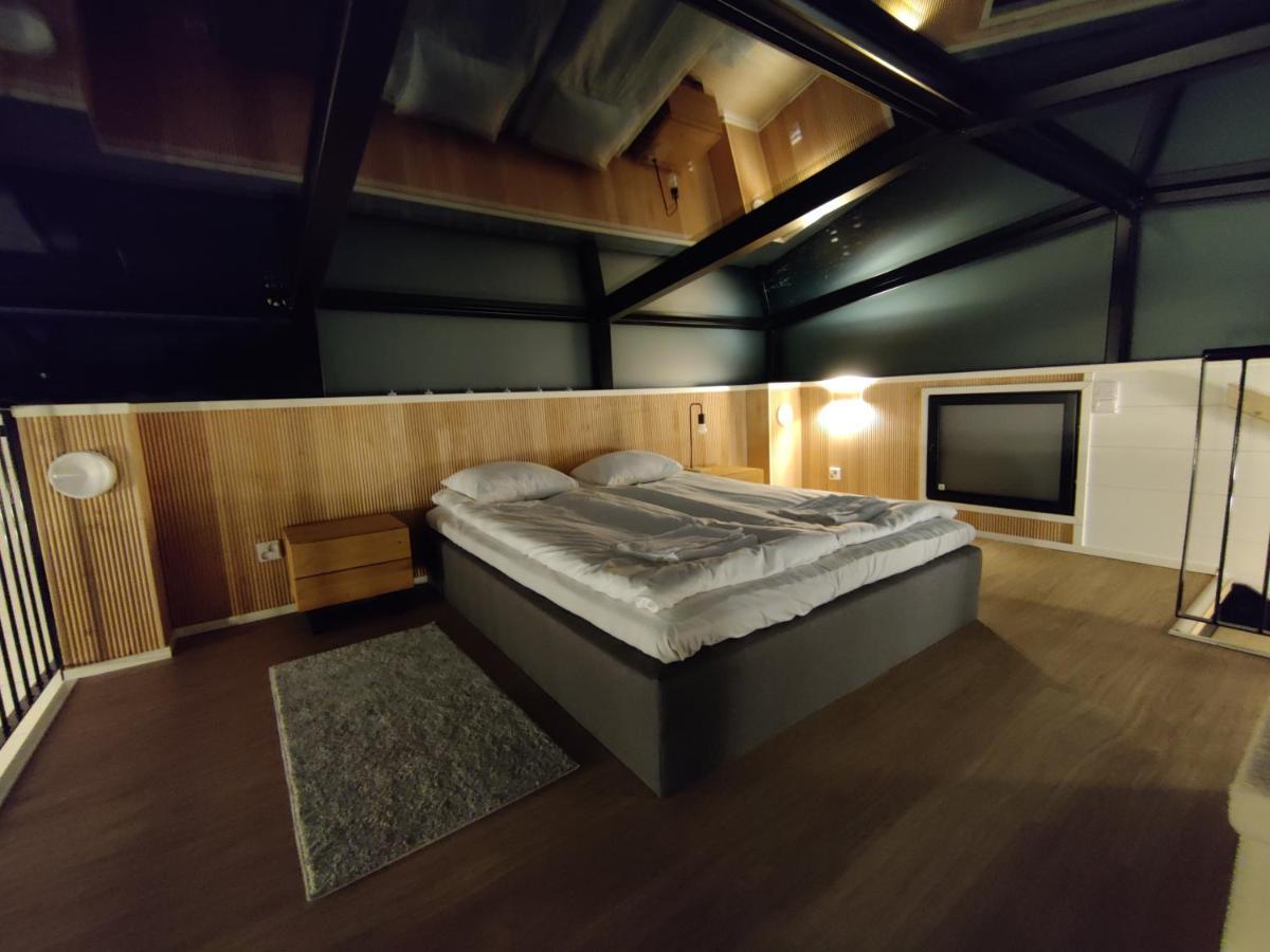 Levin Primus Villa Luaran gambar